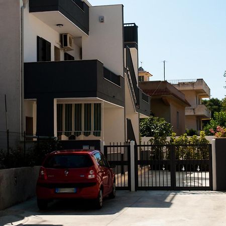 Mareinsicilia: Appartamenti Larica Cava dʼAliga Exteriér fotografie