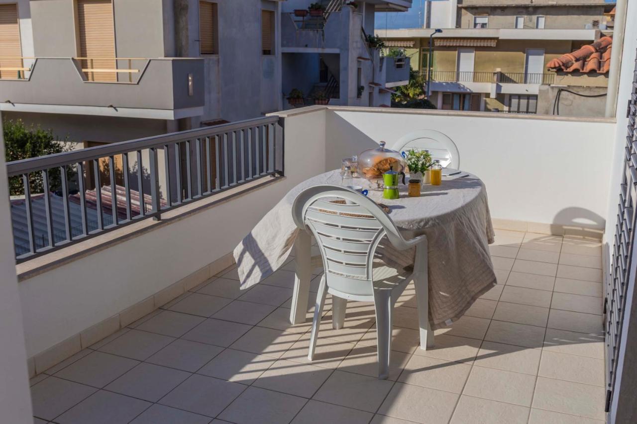 Mareinsicilia: Appartamenti Larica Cava dʼAliga Exteriér fotografie